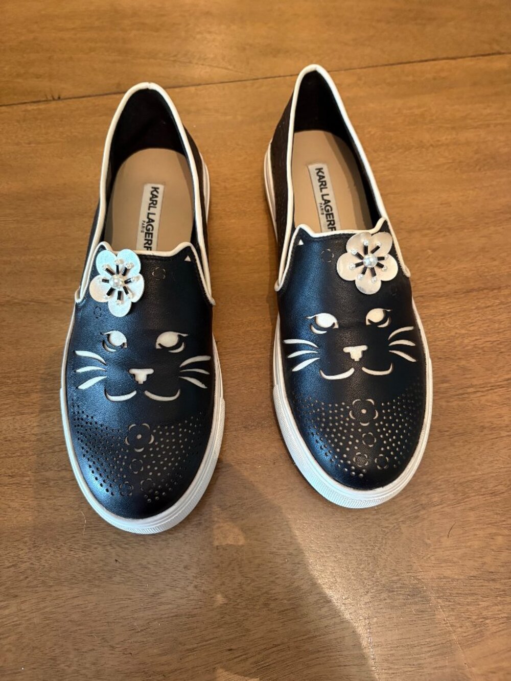 NWOT (Other) Karl Lagerfeld Black Leather Slip-On Sneakers/Cat Accents Size 6.5